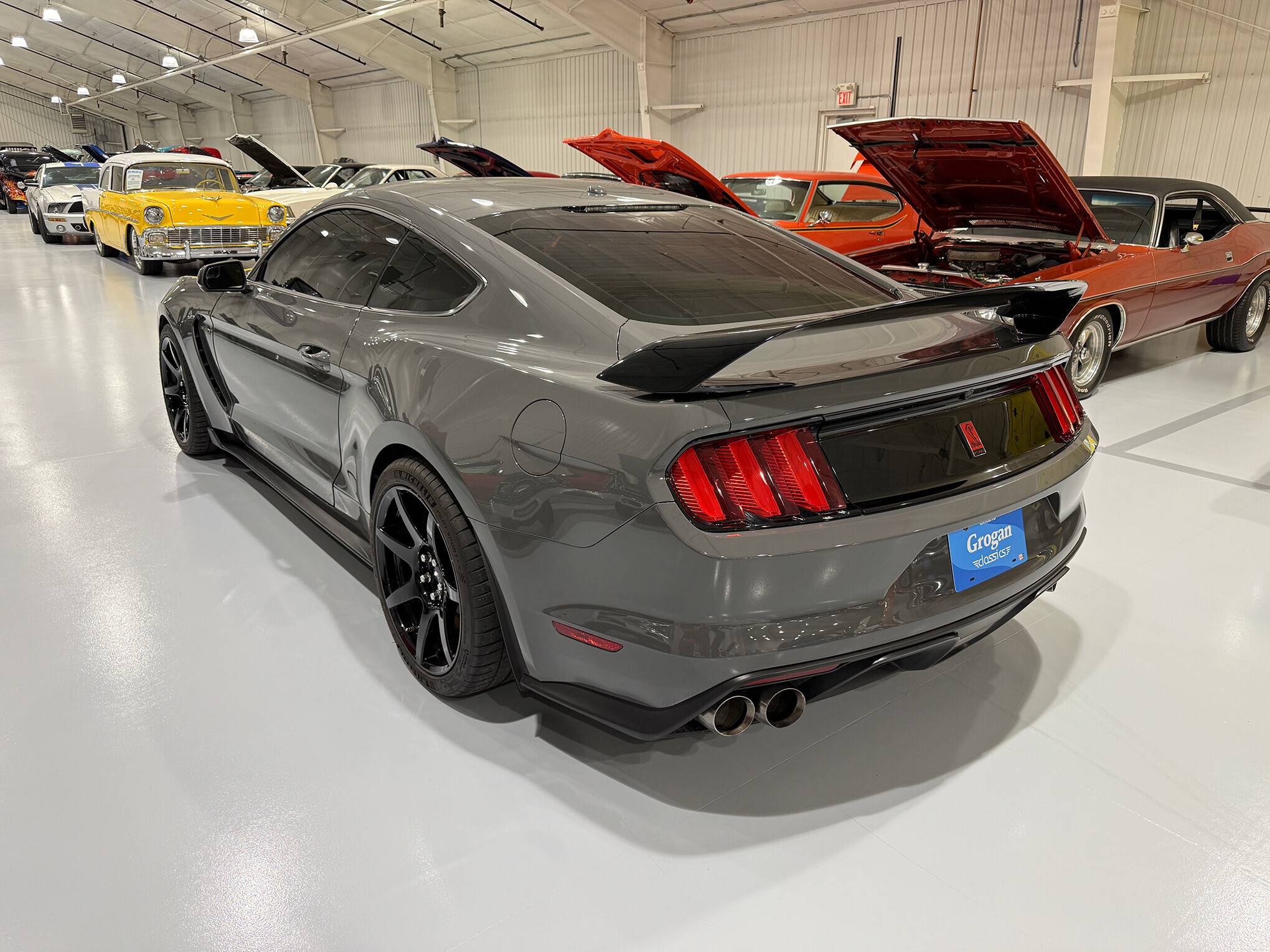 2018 Ford Shelby GT350 8