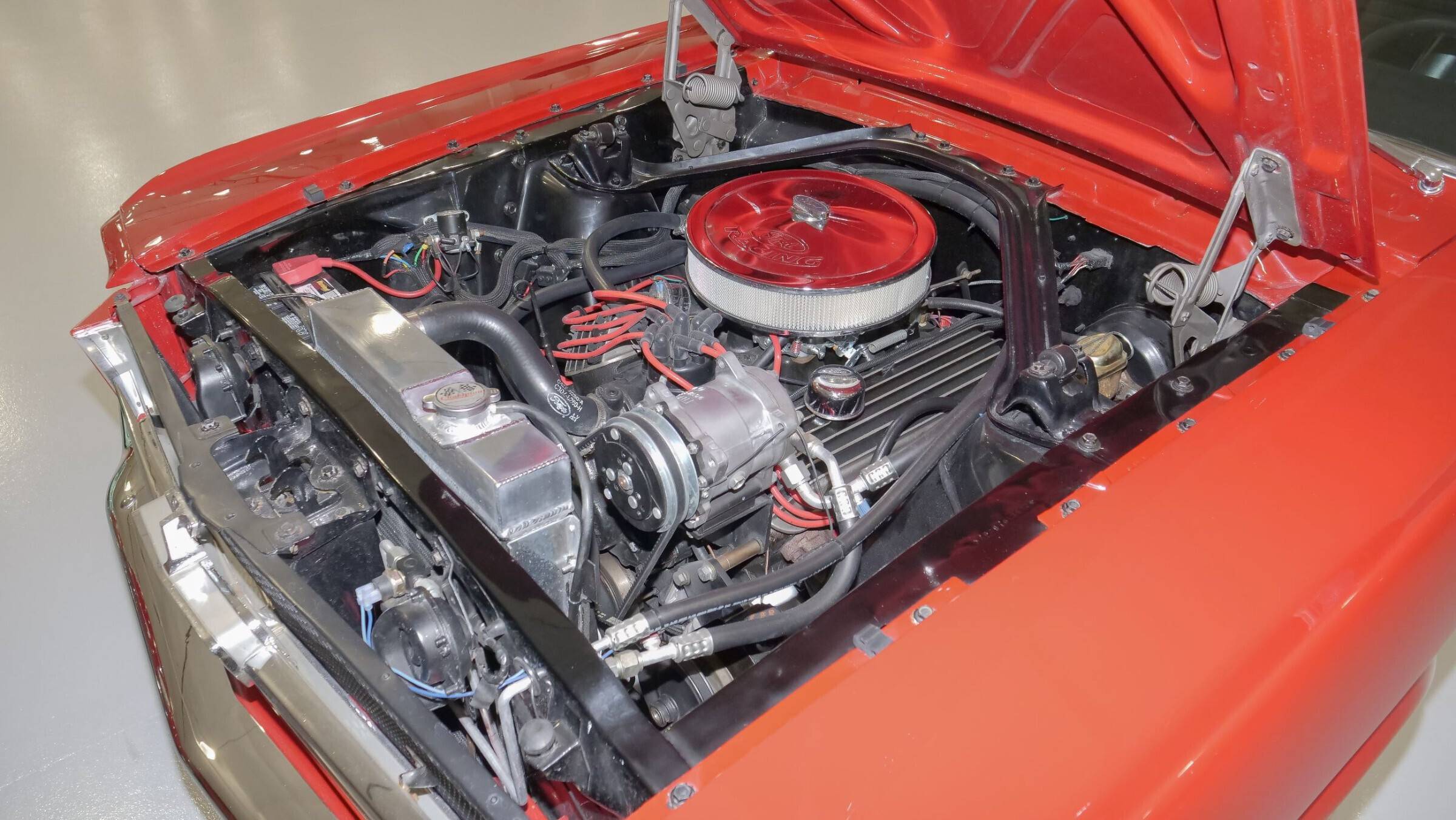 1965 Ford Mustang 2+2 Fastback 25