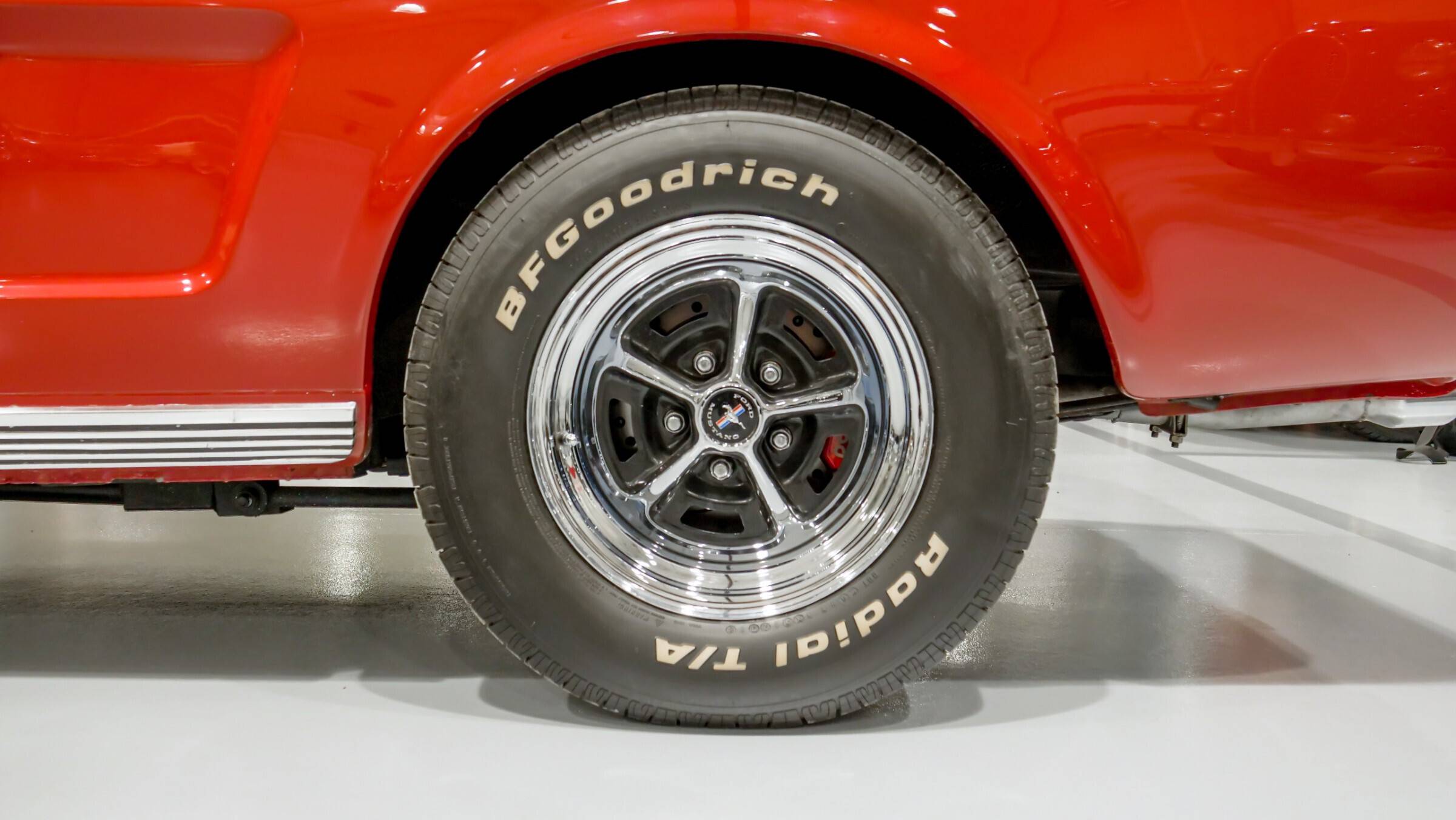 1965 Ford Mustang 2+2 Fastback 13