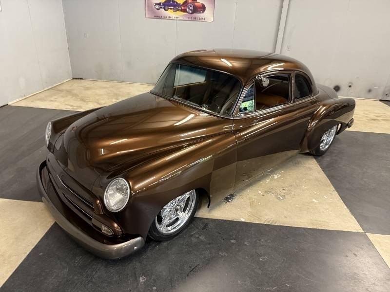 1951 Chevrolet Business Coupe 10