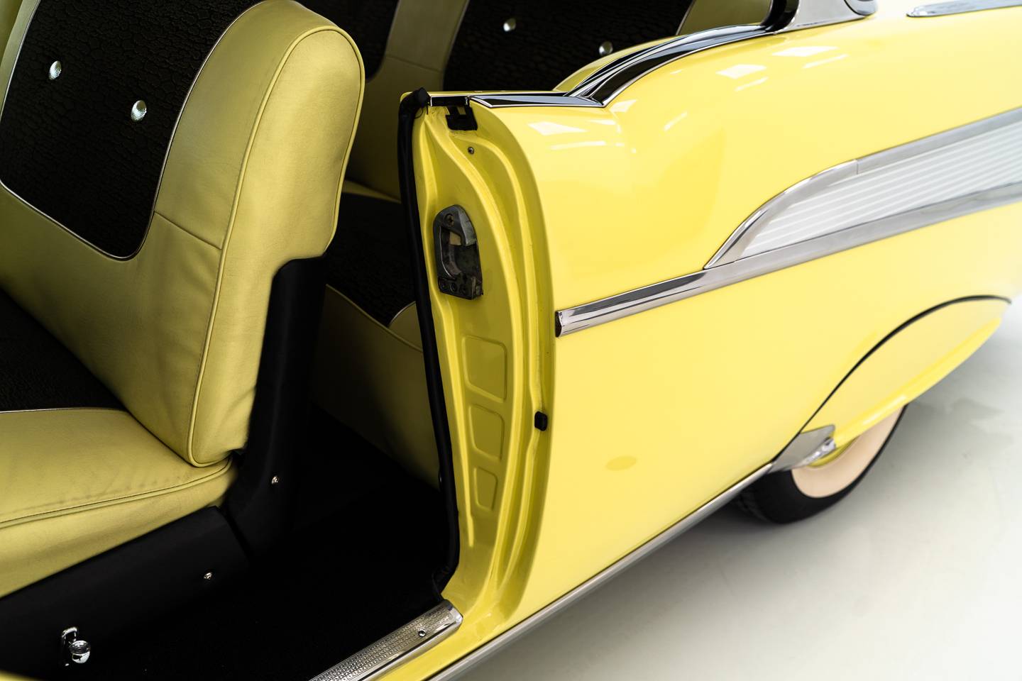 1957 Chevrolet Bel Air 114