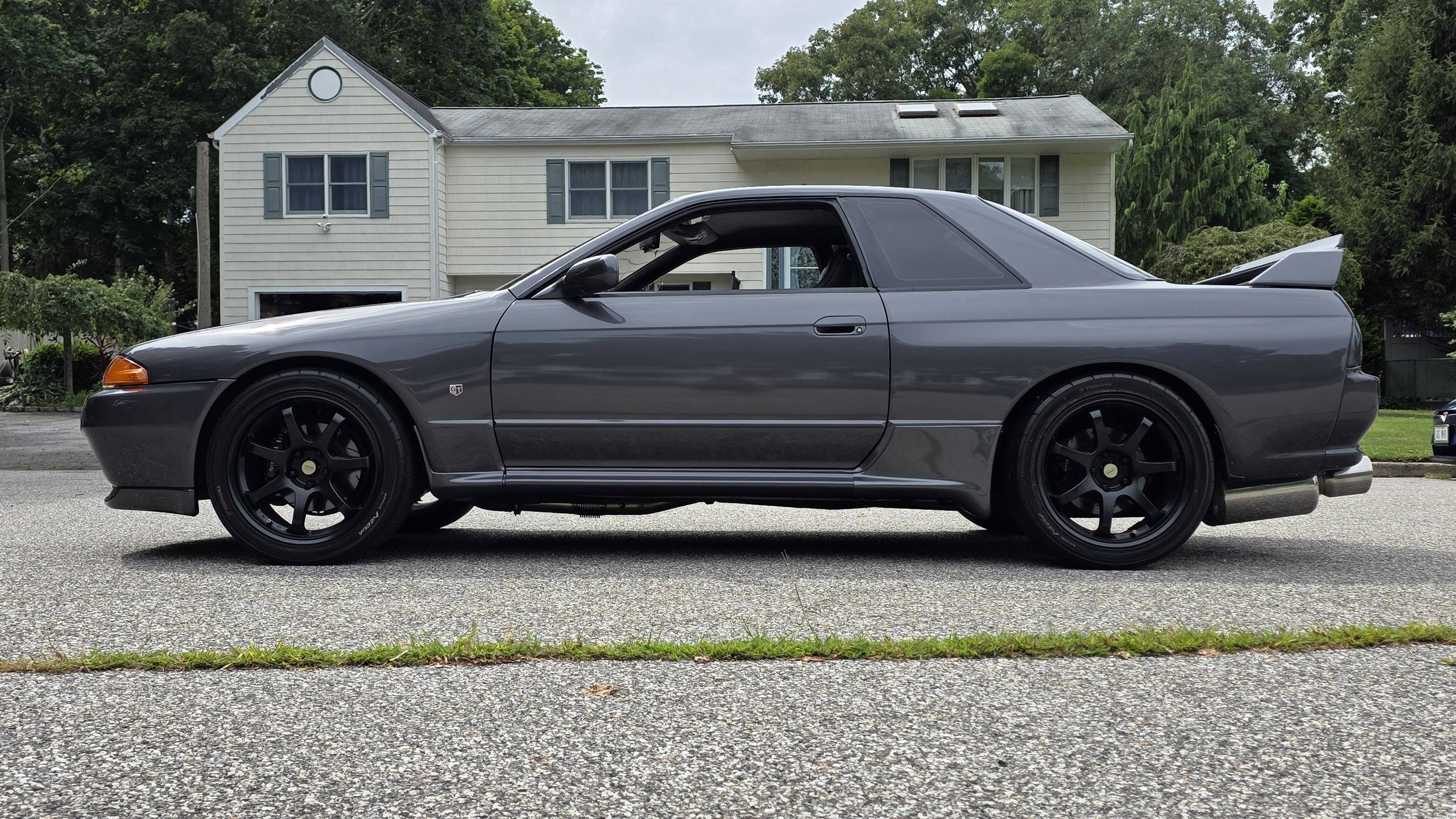 1990 Nissan Skyline 8