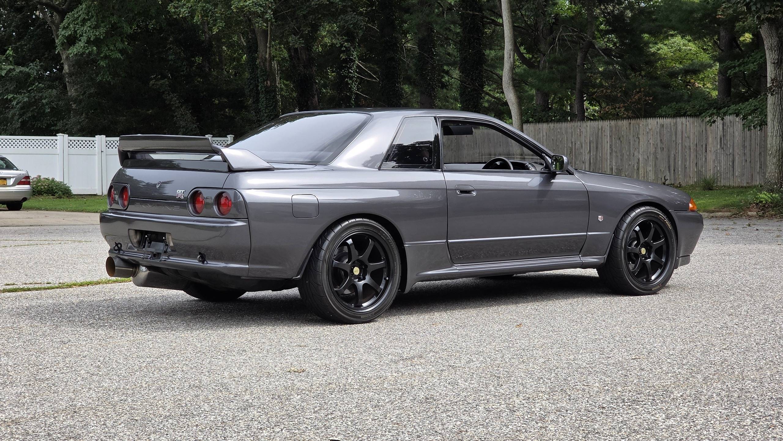 1990 Nissan Skyline 16