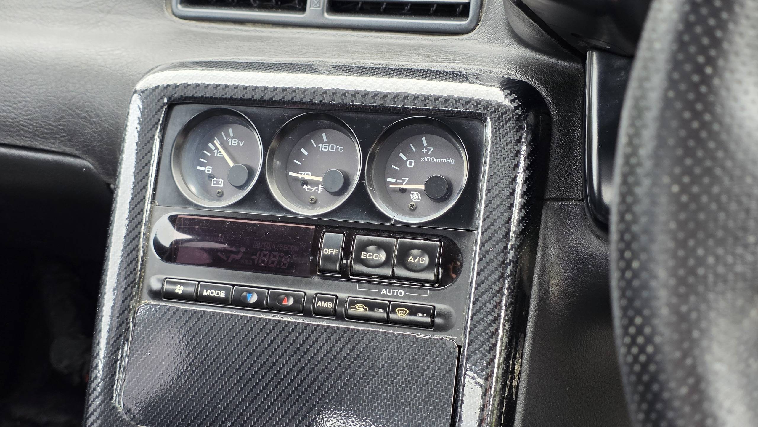 1990 Nissan Skyline 57