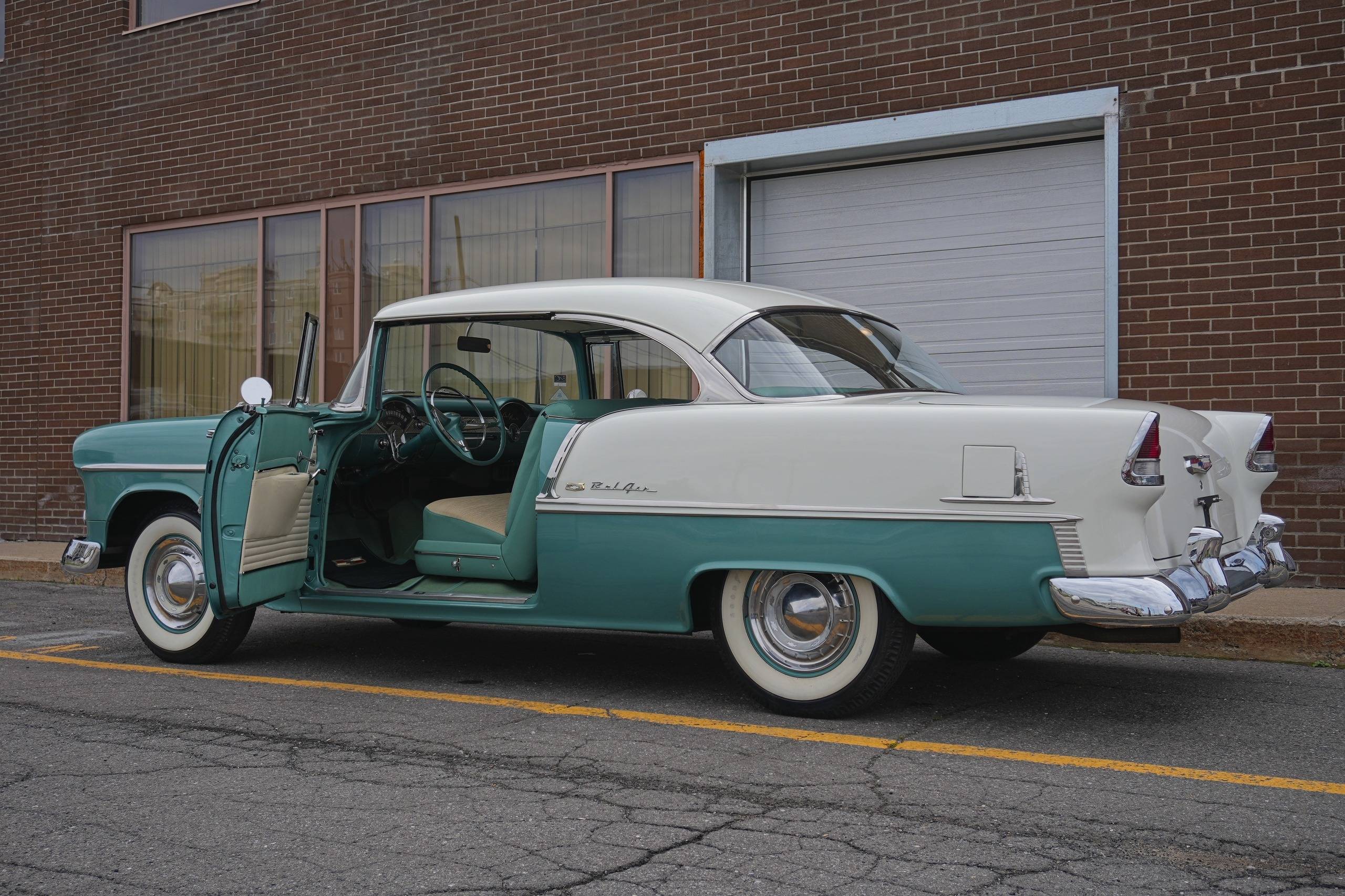 1955 Chevrolet Bel Air 32
