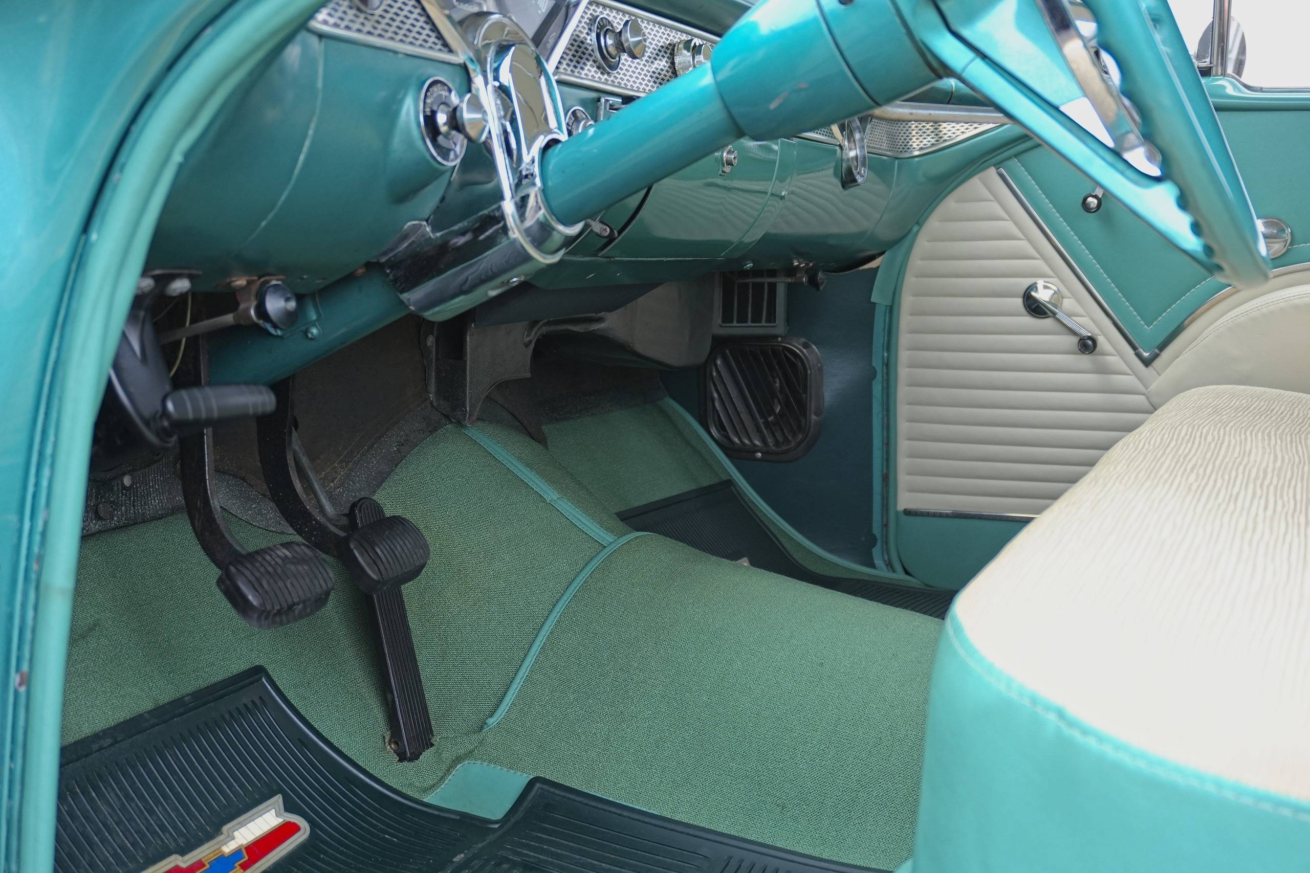1955 Chevrolet Bel Air 37