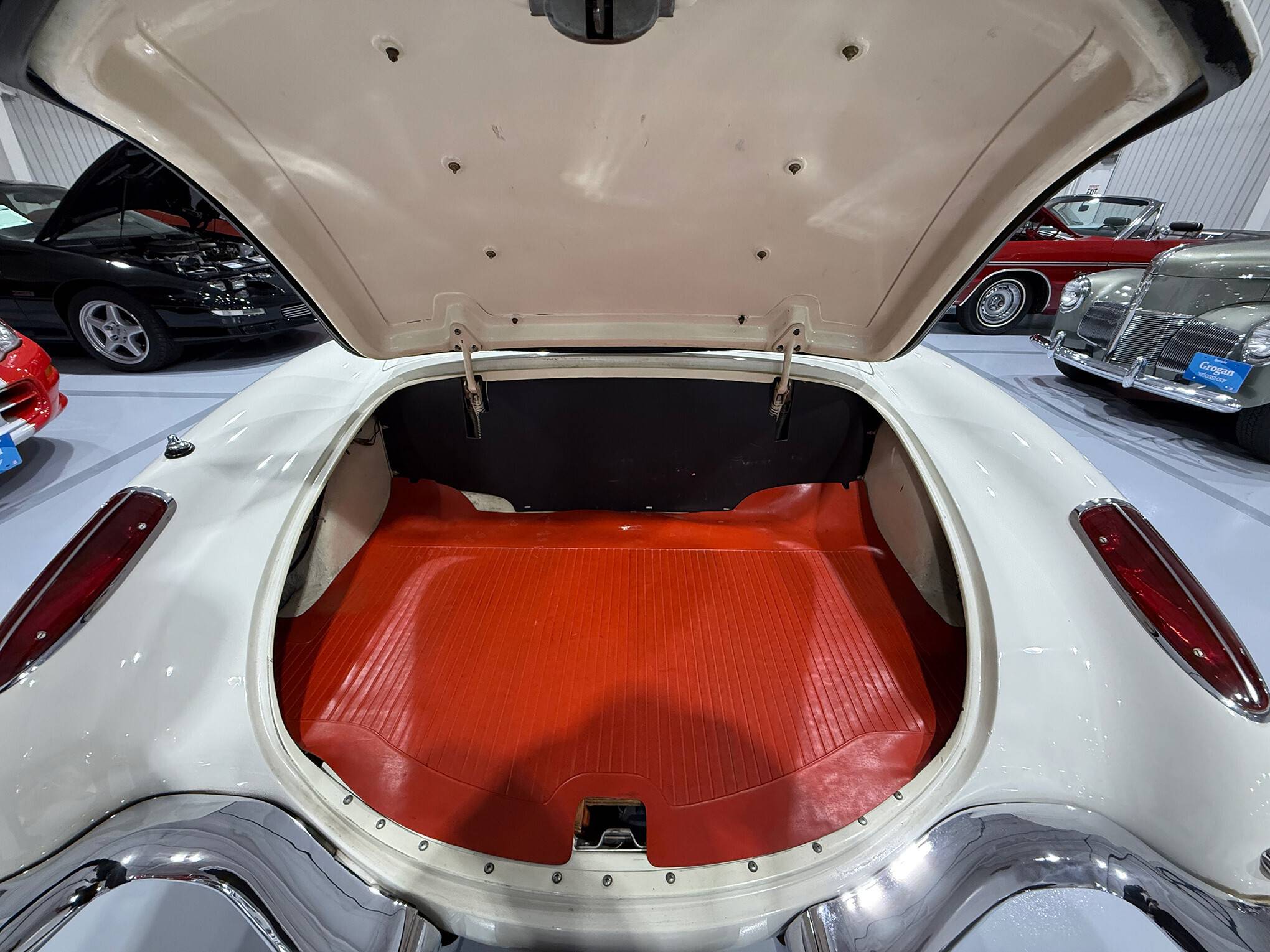 1958 Chevrolet Corvette C-1 25