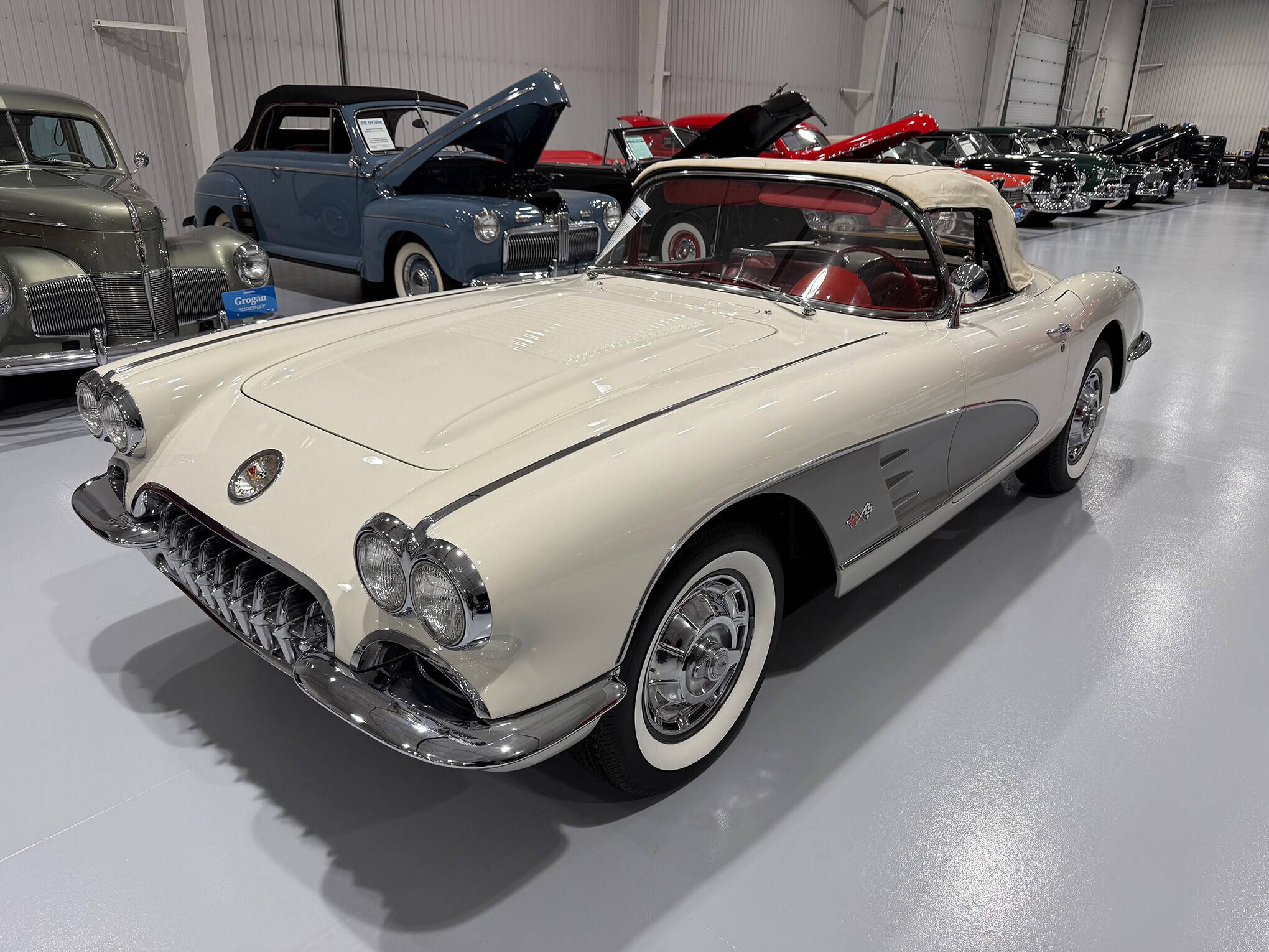 1958 Chevrolet Corvette C-1 13