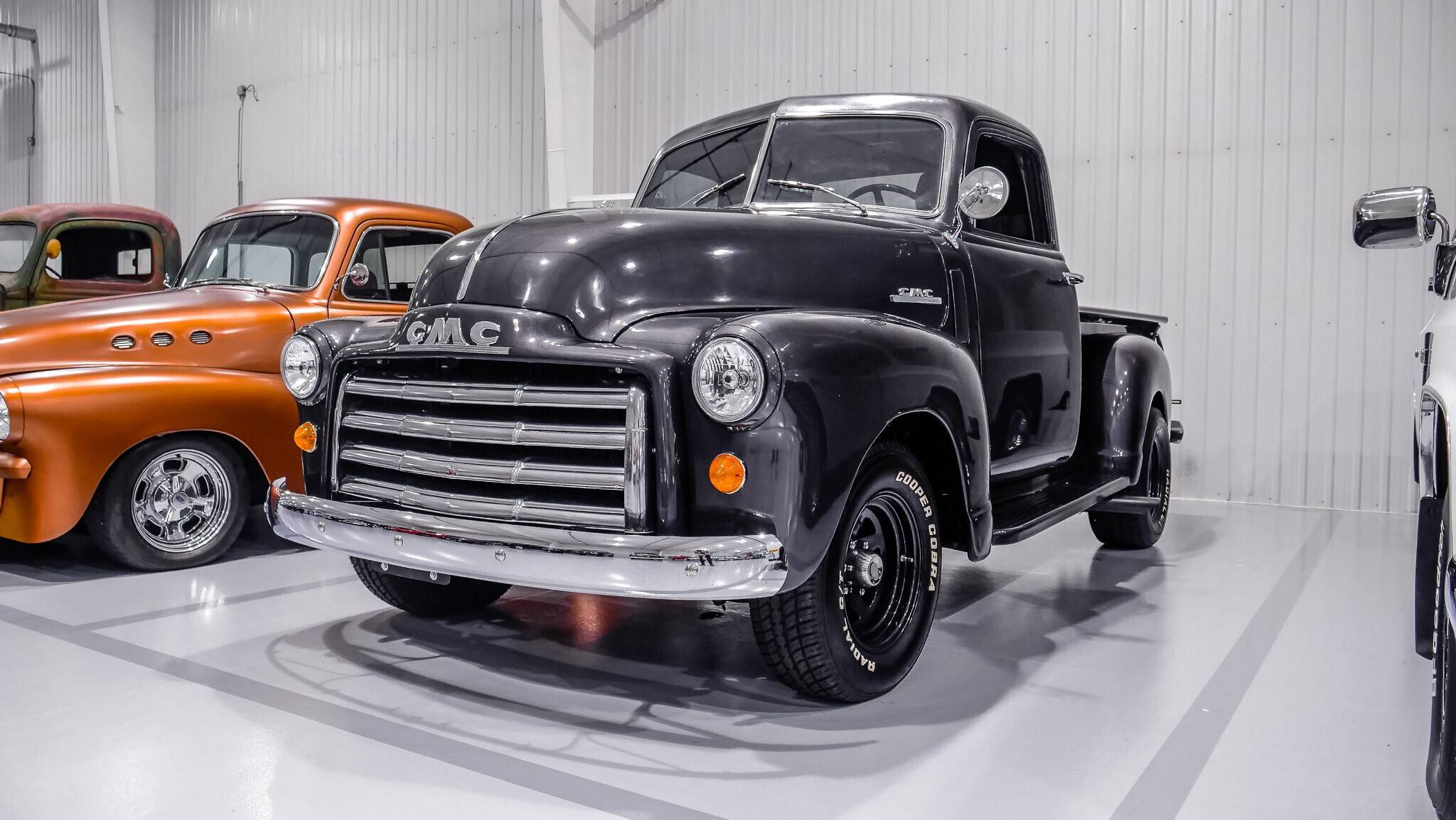 1949 GMC Pickup Flairside 2