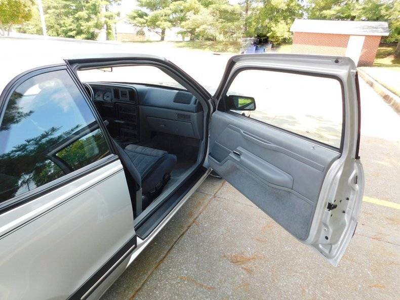 1988 Ford Thunderbird 85