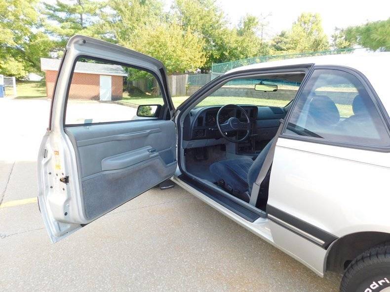 1988 Ford Thunderbird 91