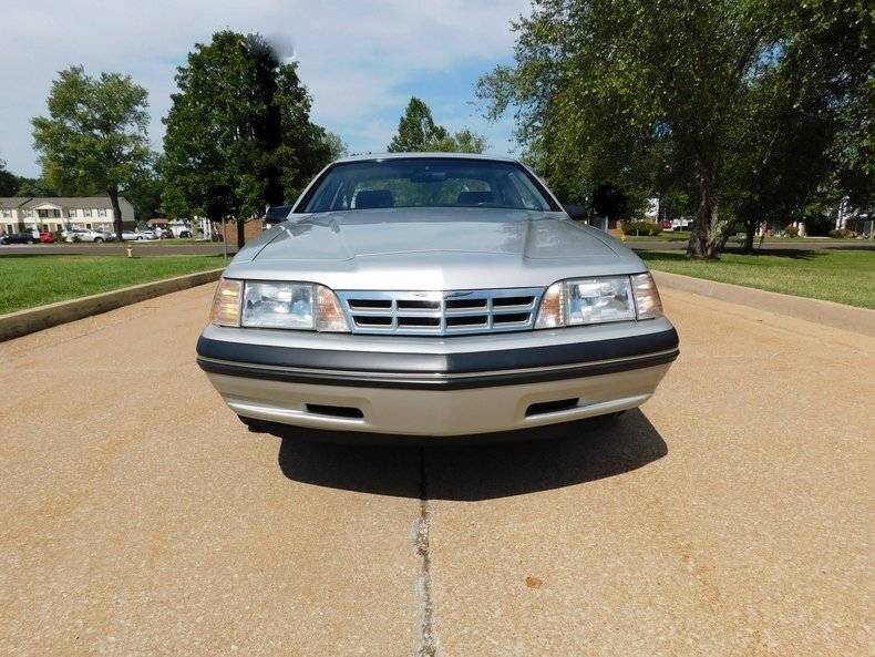 1988 Ford Thunderbird 5
