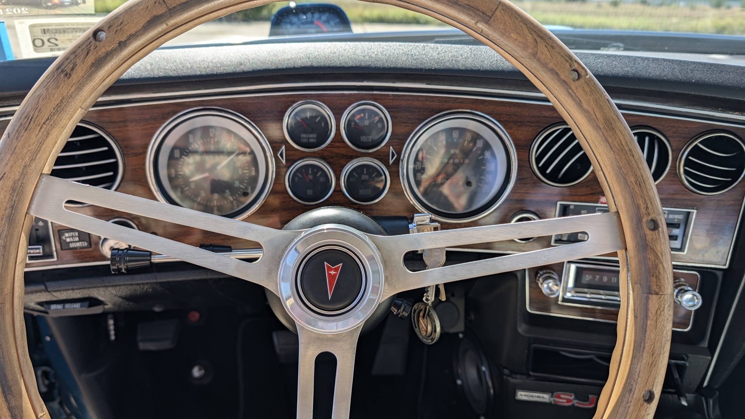 1976 Pontiac Gran Prix 37