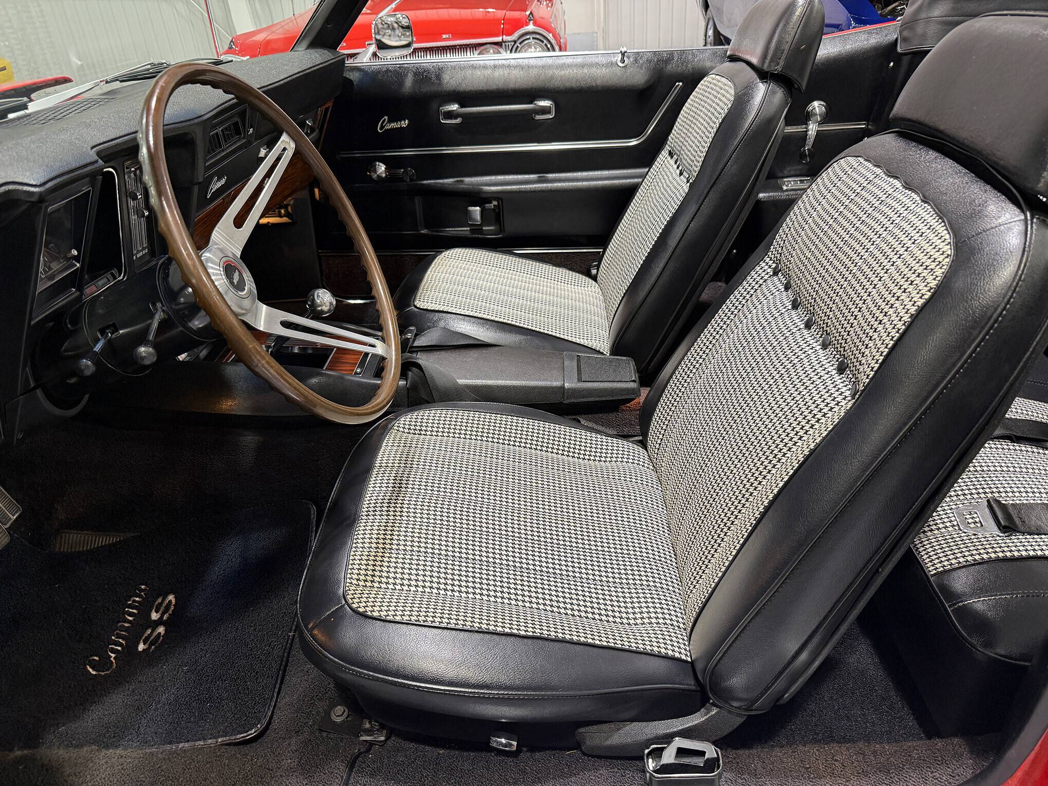 1969 Chevrolet Camaro SS 22