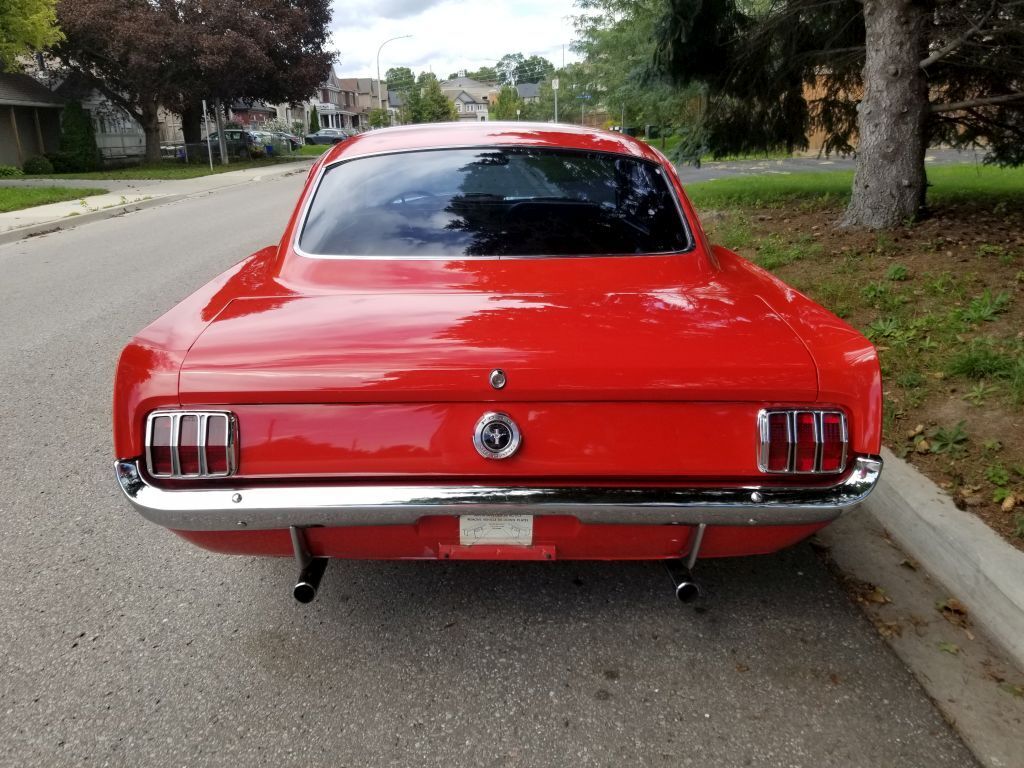 1965 Ford Mustang 4