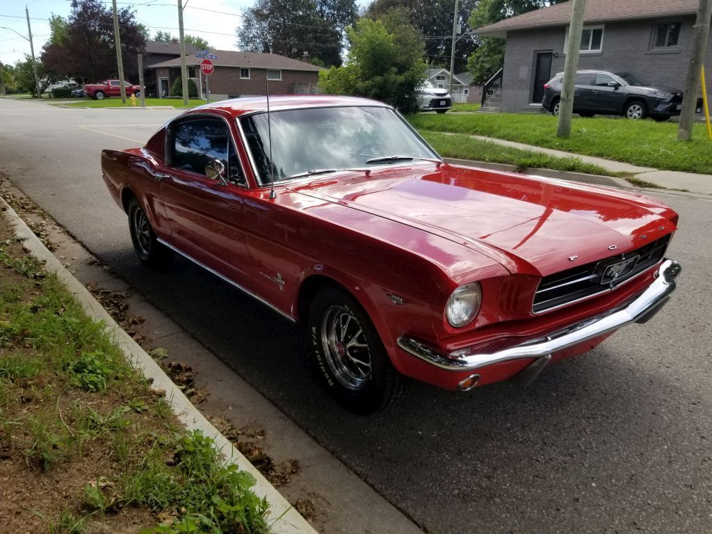 1965 Ford Mustang 2