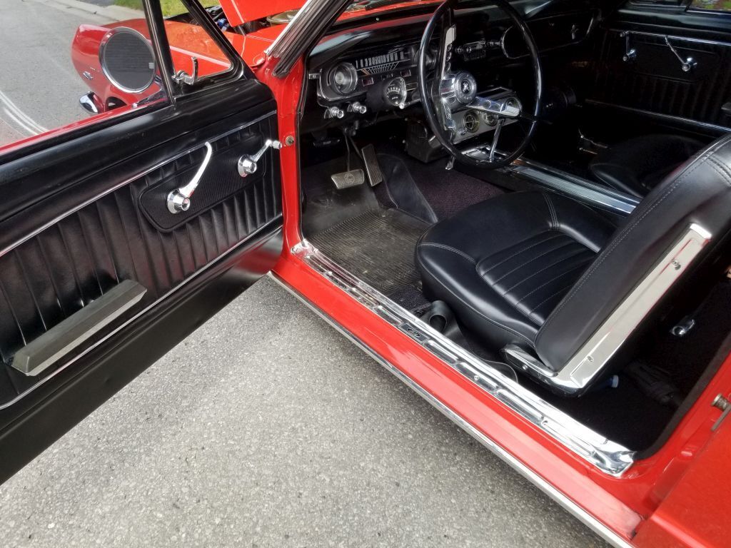 1965 Ford Mustang 8