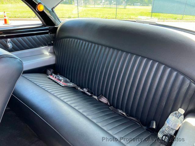 1953 Ford Victoria 11