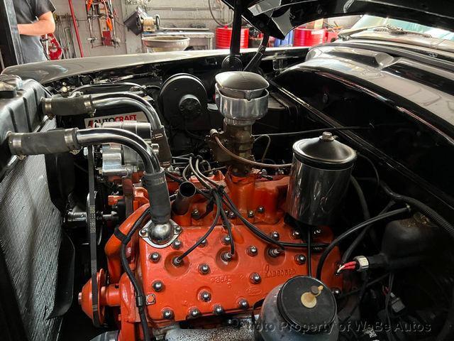 1953 Ford Victoria 13
