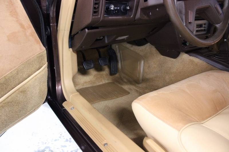 1983 Datsun 280ZX 29