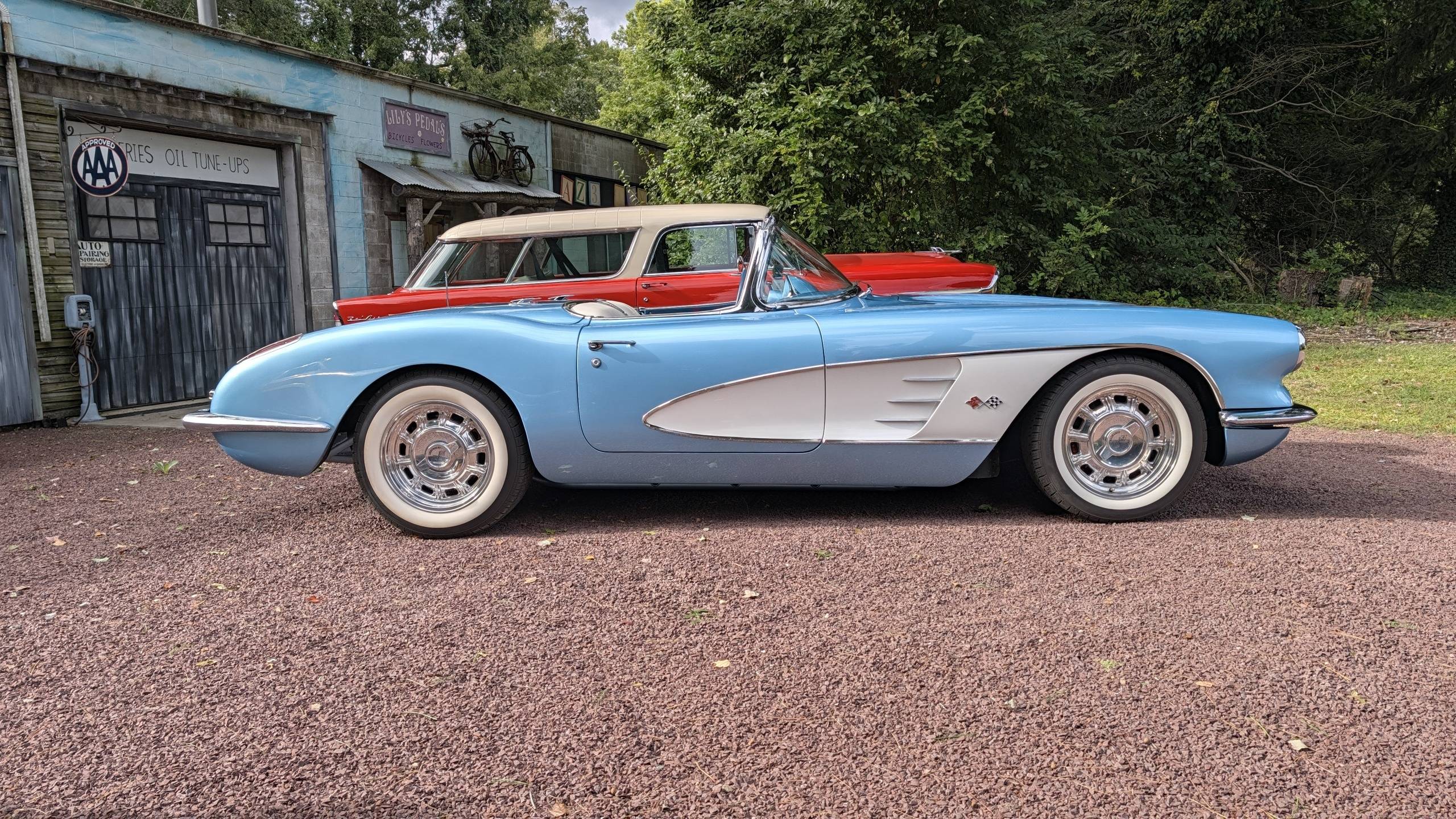 1960 Chevrolet Corvette 5