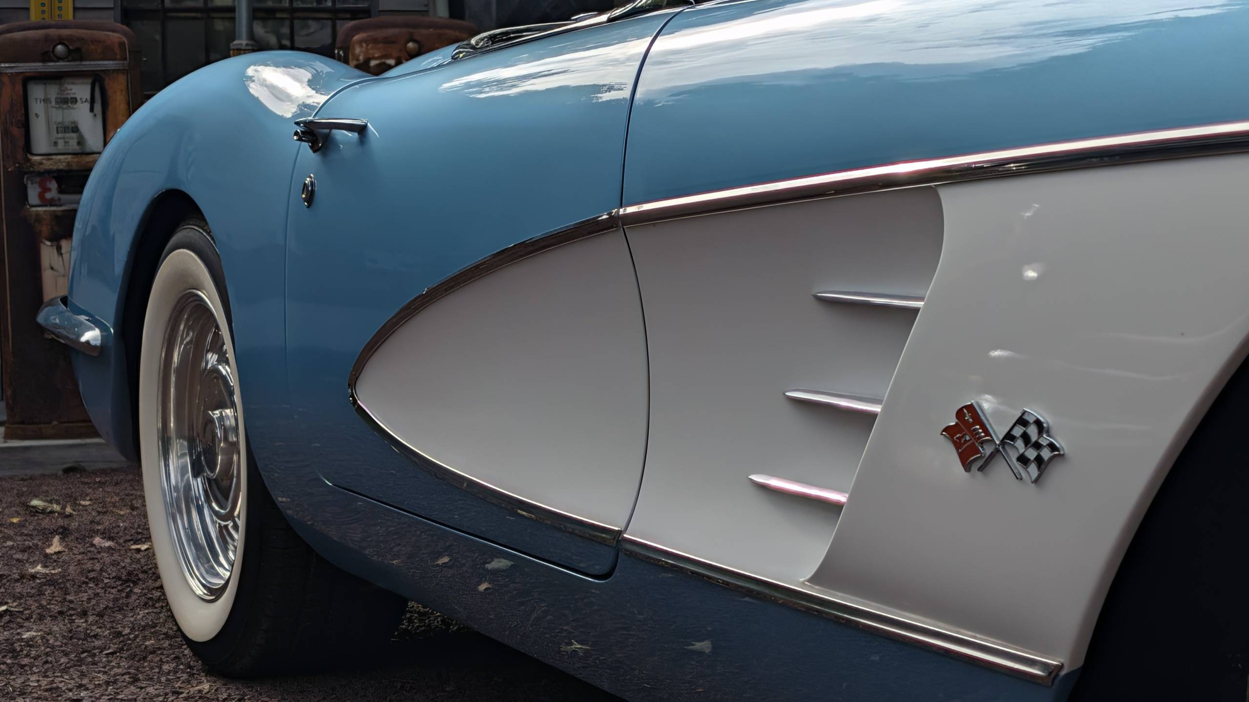 1960 Chevrolet Corvette 34