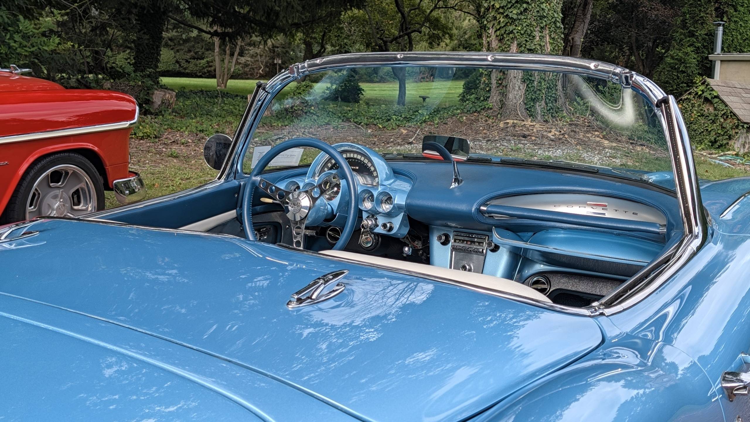 1960 Chevrolet Corvette 37