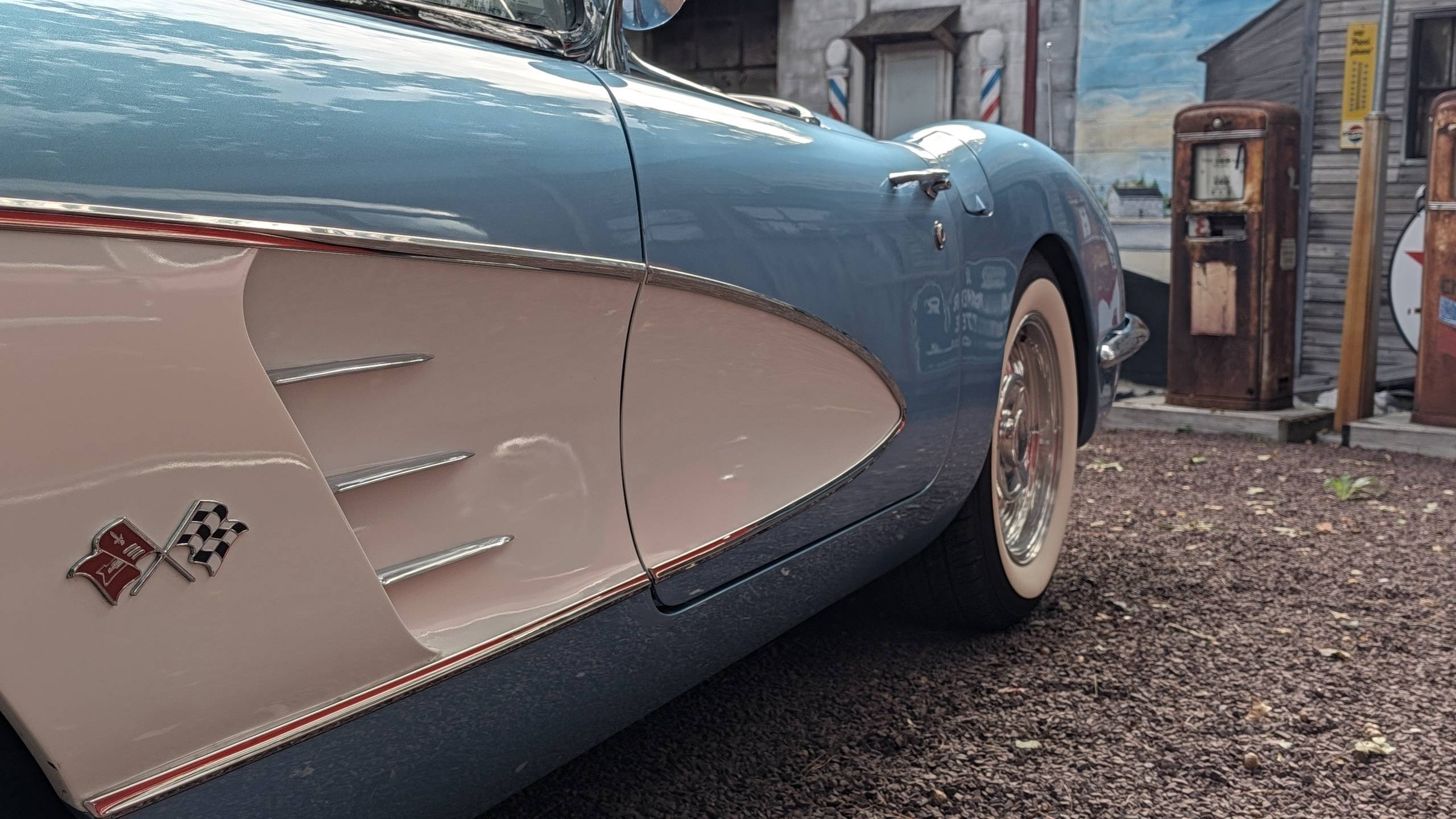 1960 Chevrolet Corvette 39