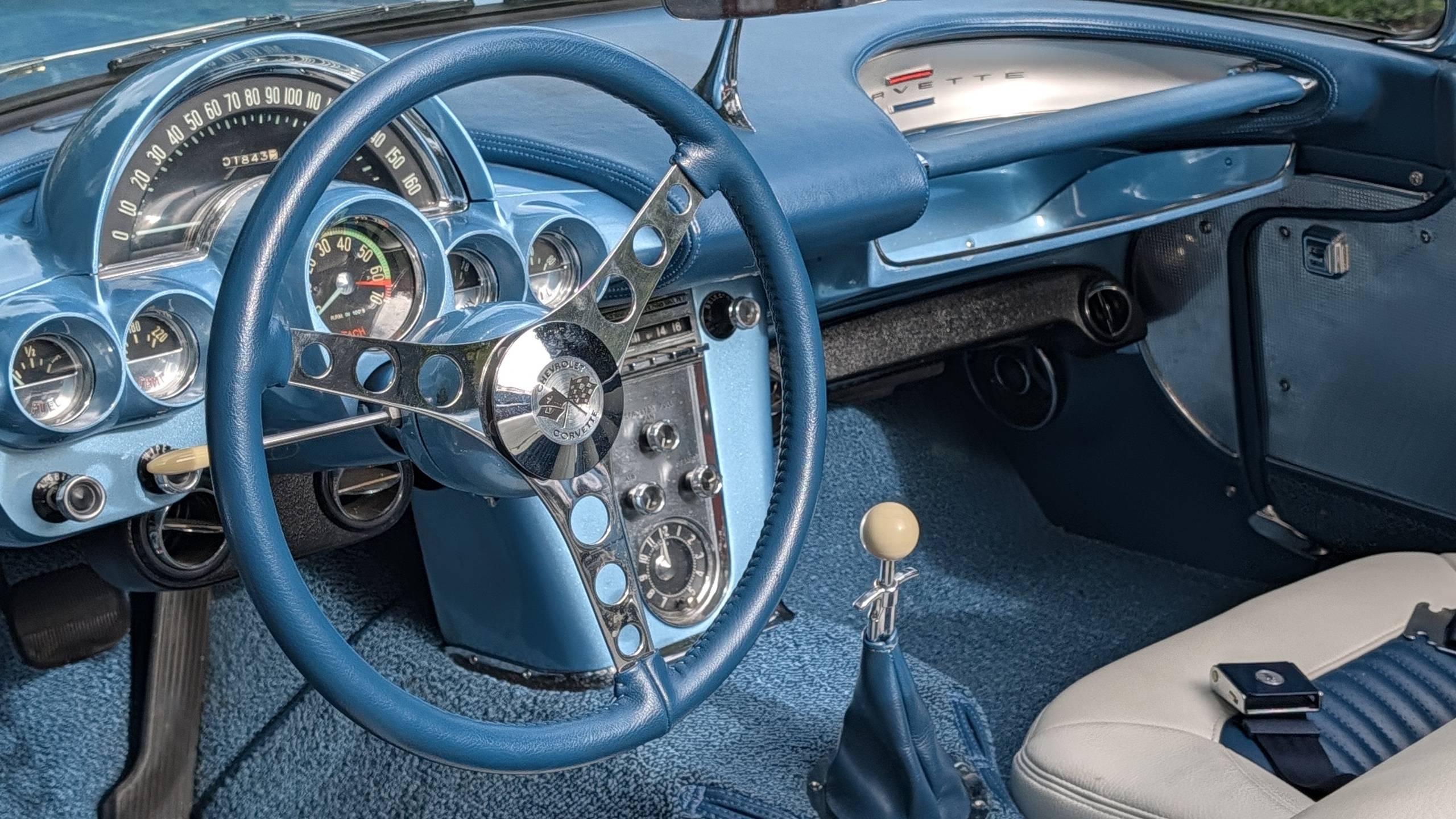 1960 Chevrolet Corvette 42