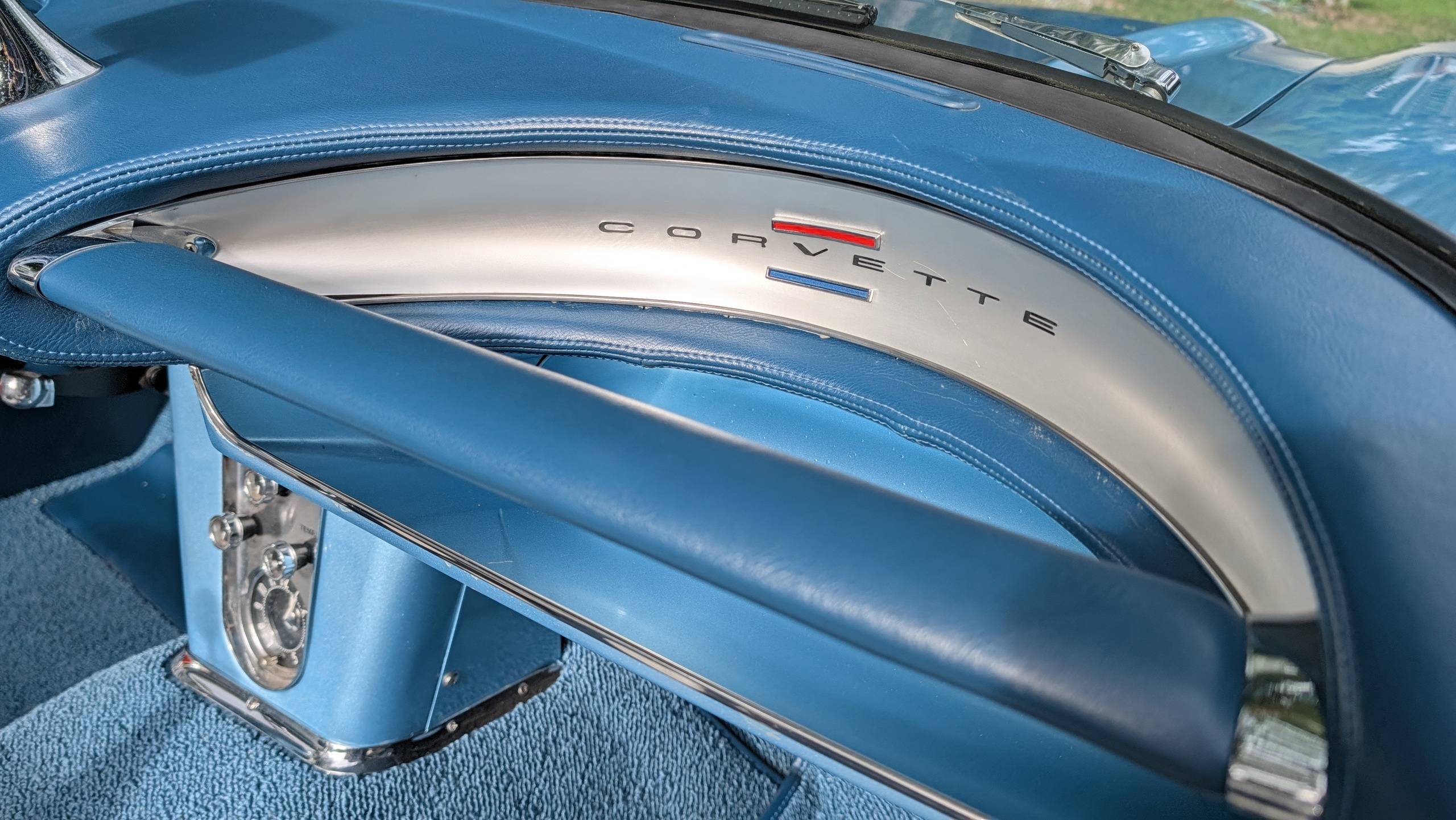 1960 Chevrolet Corvette 74