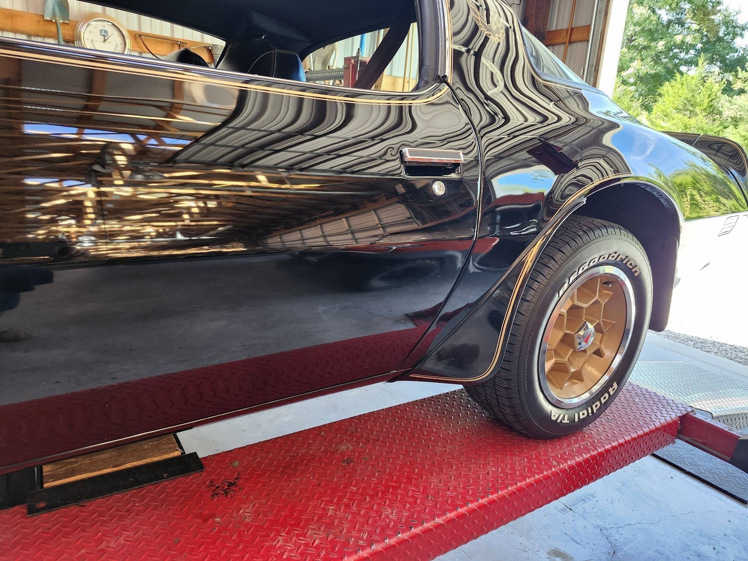 1976 Pontiac Trans Am 13