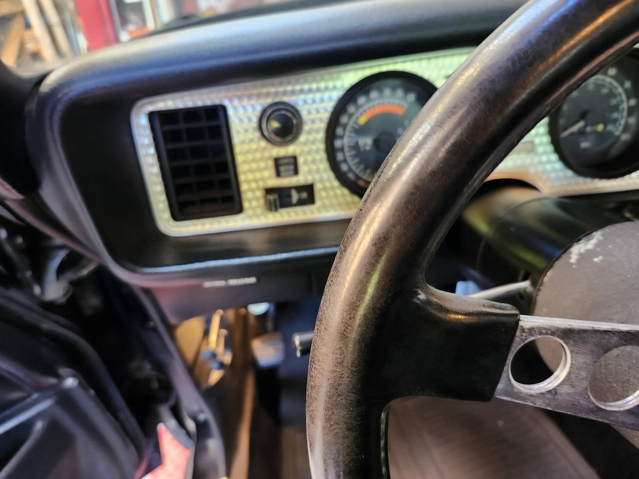 1976 Pontiac Trans Am 38