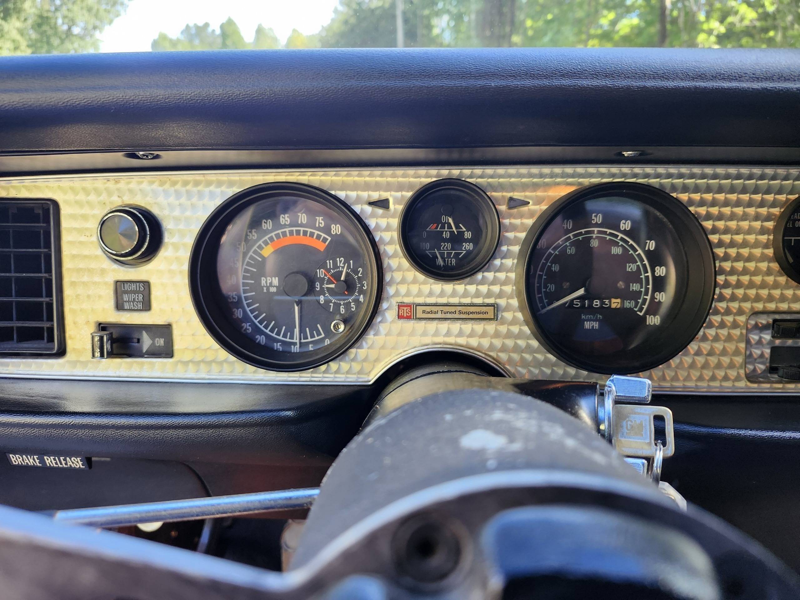 1976 Pontiac Trans Am 34