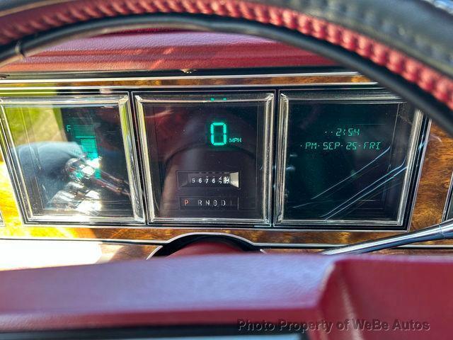 1984 Lincoln Town Car 15