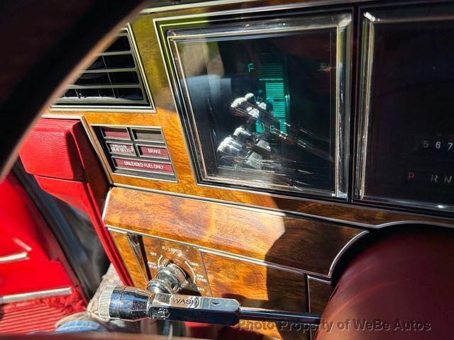 1984 Lincoln Town Car 17