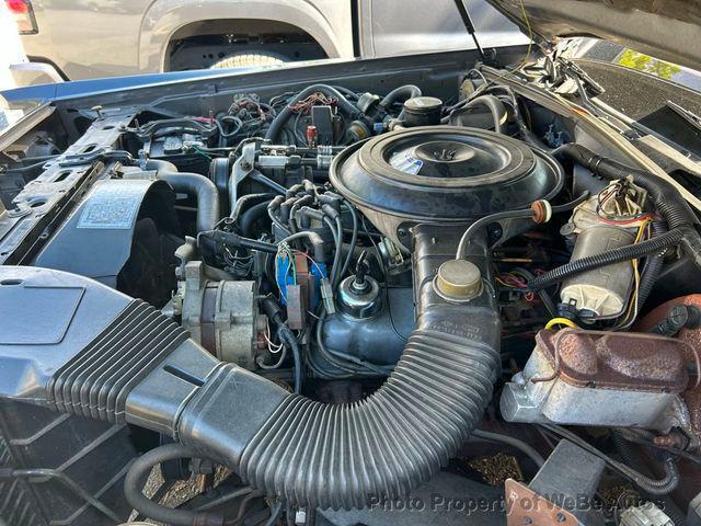 1984 Lincoln Town Car 30
