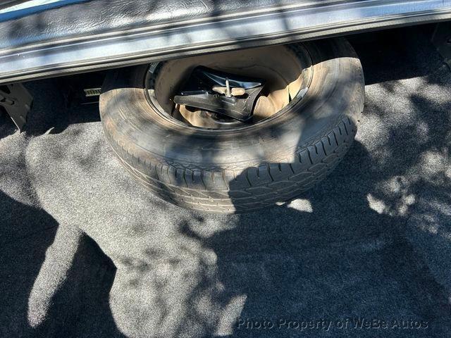 1984 Lincoln Town Car 35