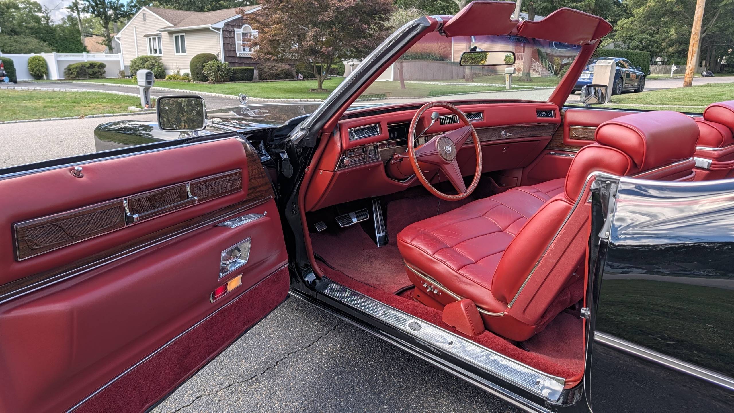 1976 Cadillac Eldorado 48