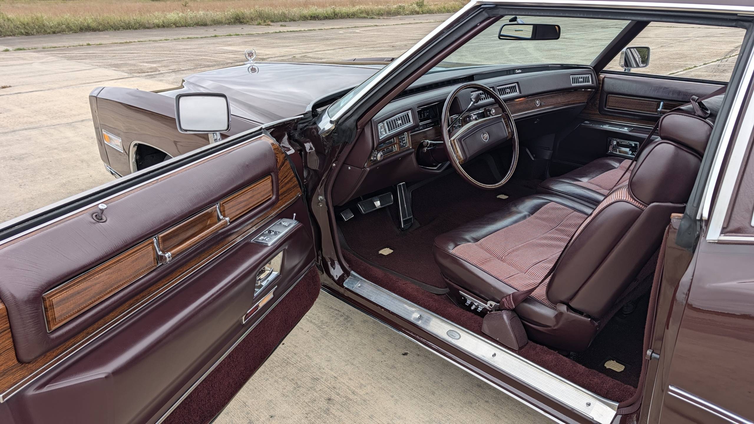 1977 Cadillac Eldorado 57