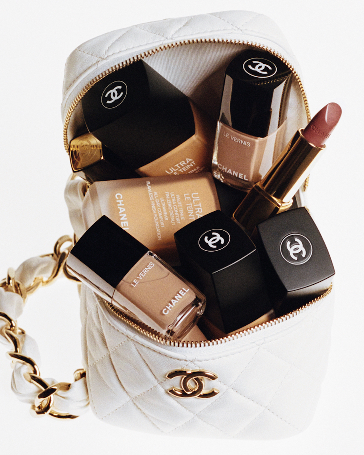Refresh Your Look with Expert Advice from CHANEL Make-up Artists |