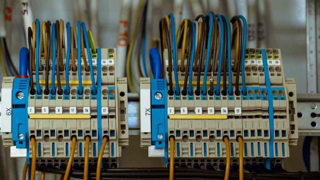 Electricians Peoria