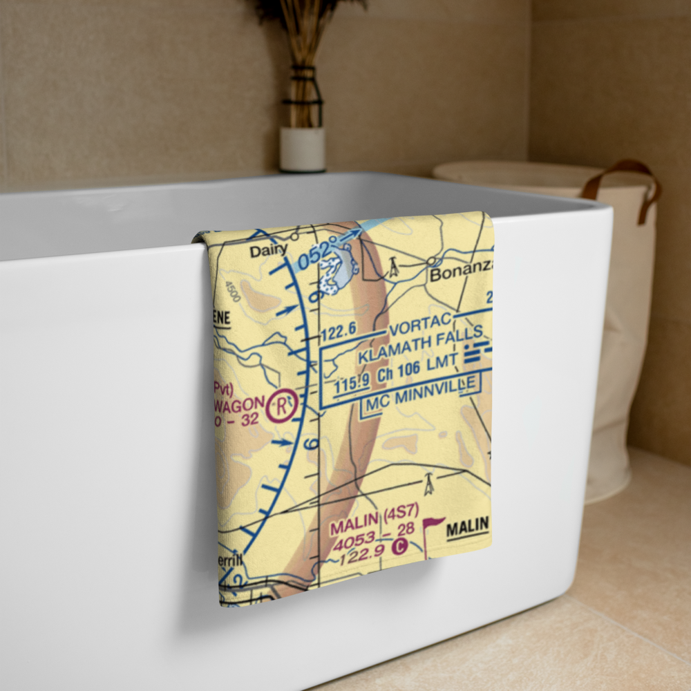 Crater Lake-Klamath Regional Airport (LMT) VFR Sectional Towel 