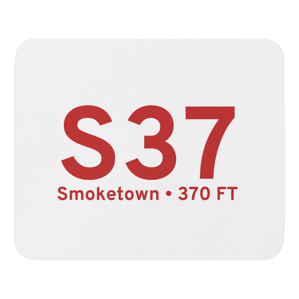 Smoketown (S37) Airport  Mouse Pad 