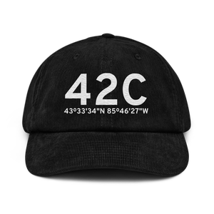 White Cloud (42C) Airport Hat