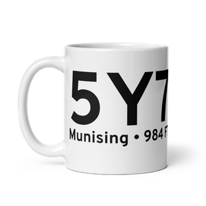 Munising (5Y7) Airport Mug