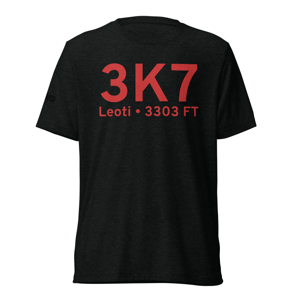 Leoti (K3K7) Airport Tri-blend T-Shirt 