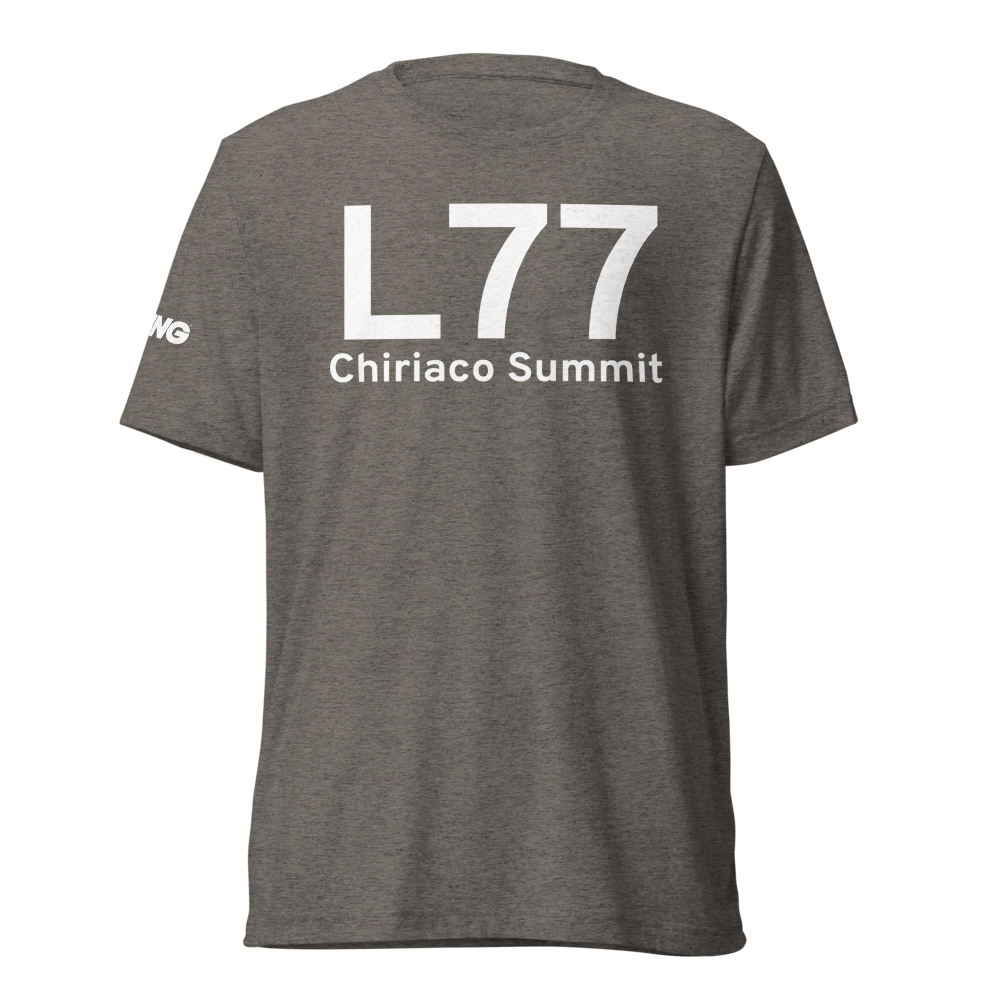 Chiriaco Summit (KL77) Airport Tri-blend T-Shirt 
