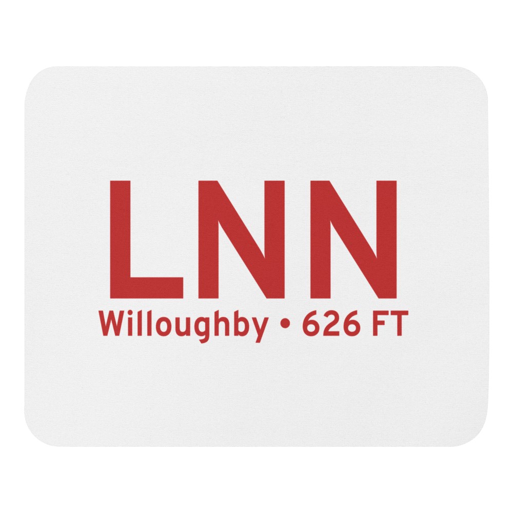 Willoughby (KLNN) Airport  Mouse Pad 
