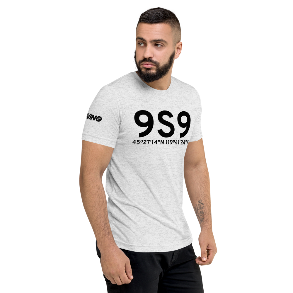 Lexington (K9S9) Airport Tri-blend T-Shirt 