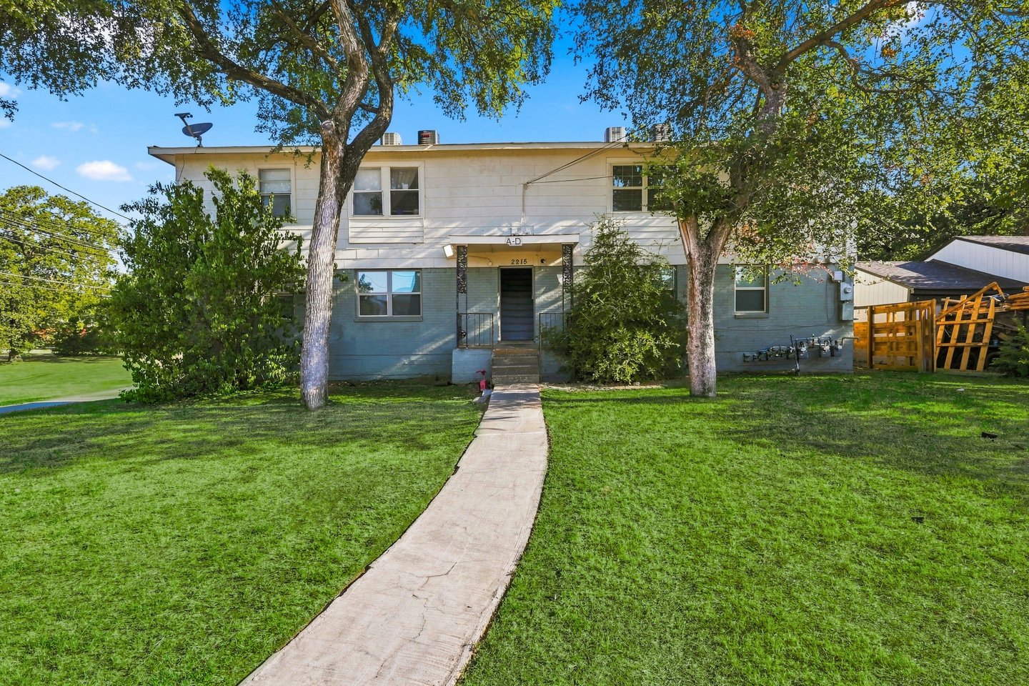 2215 Riverview Drive - A, Irving, TX 75060